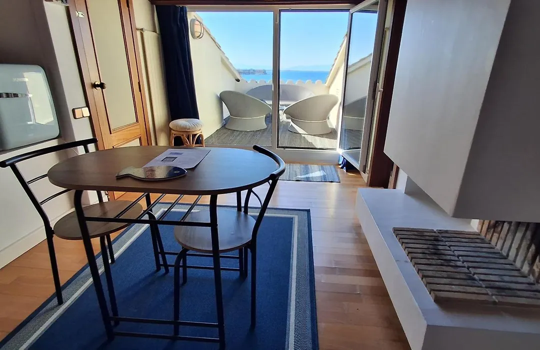 Solo Atico Guest Suites-1